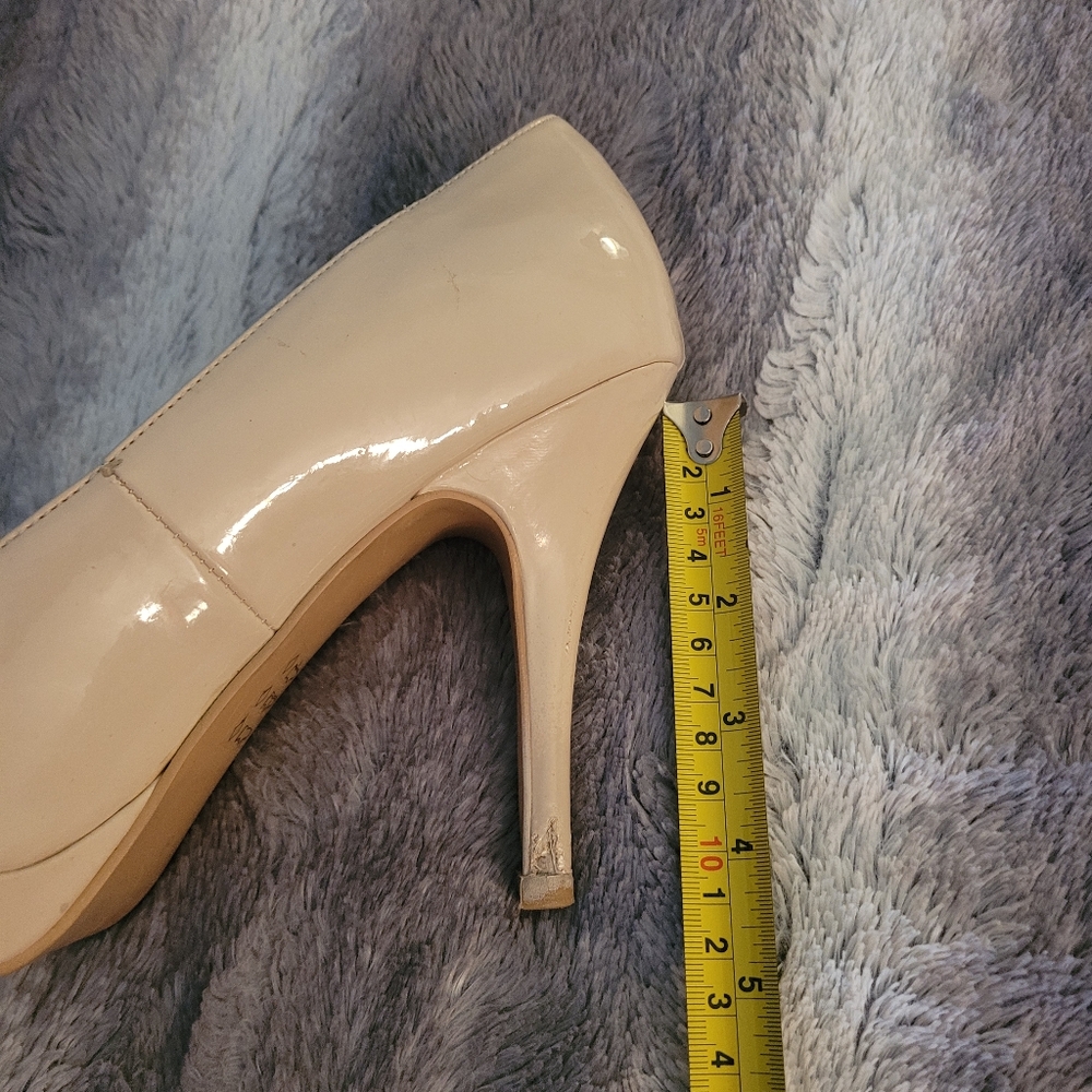 Call It Spring nude heels size 9 - Picture 8 of 8